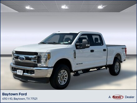 2018 Ford F-250 XLT Truck Crew Cab