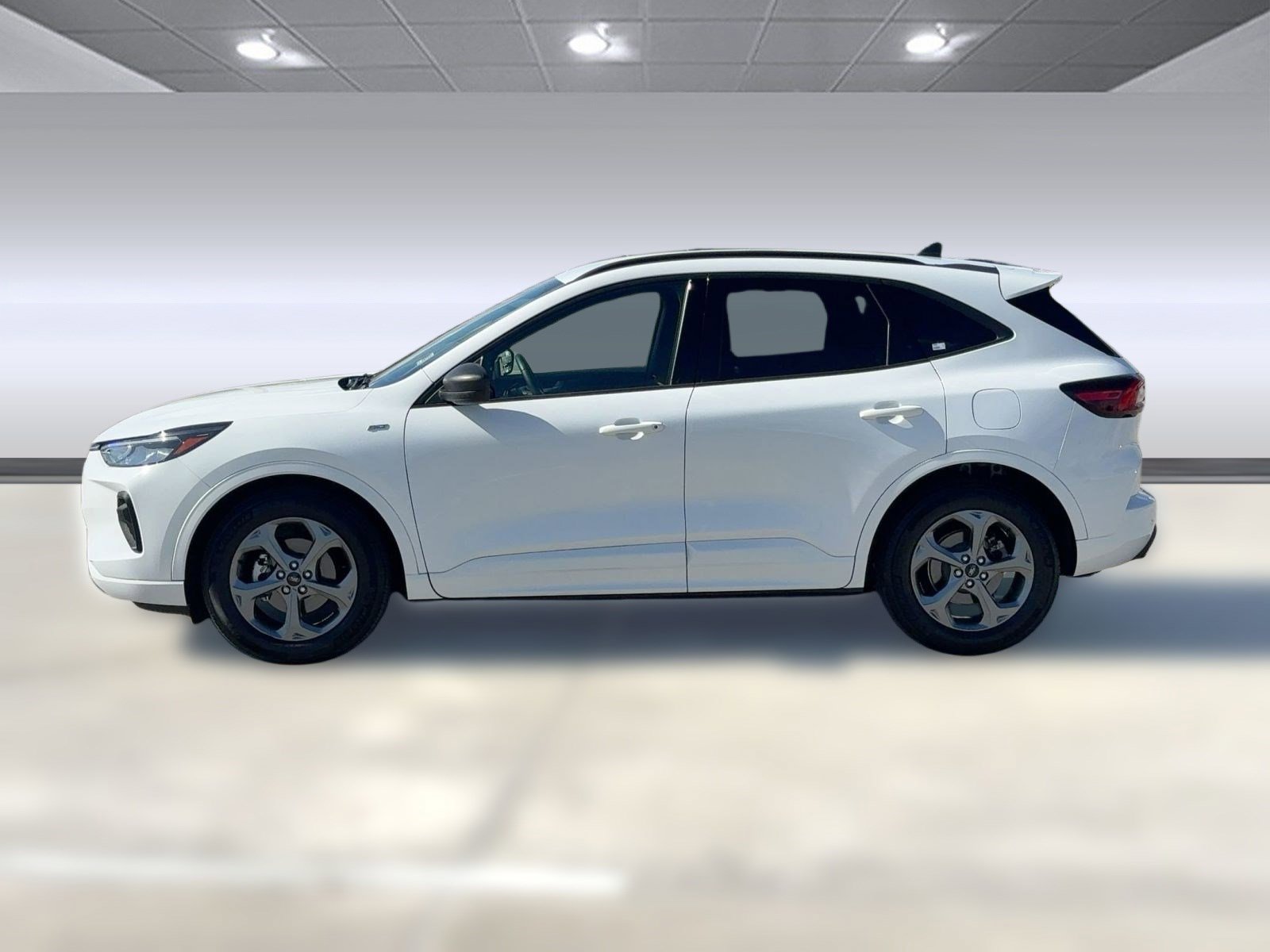 2023 Ford Escape ST-Line photo 2