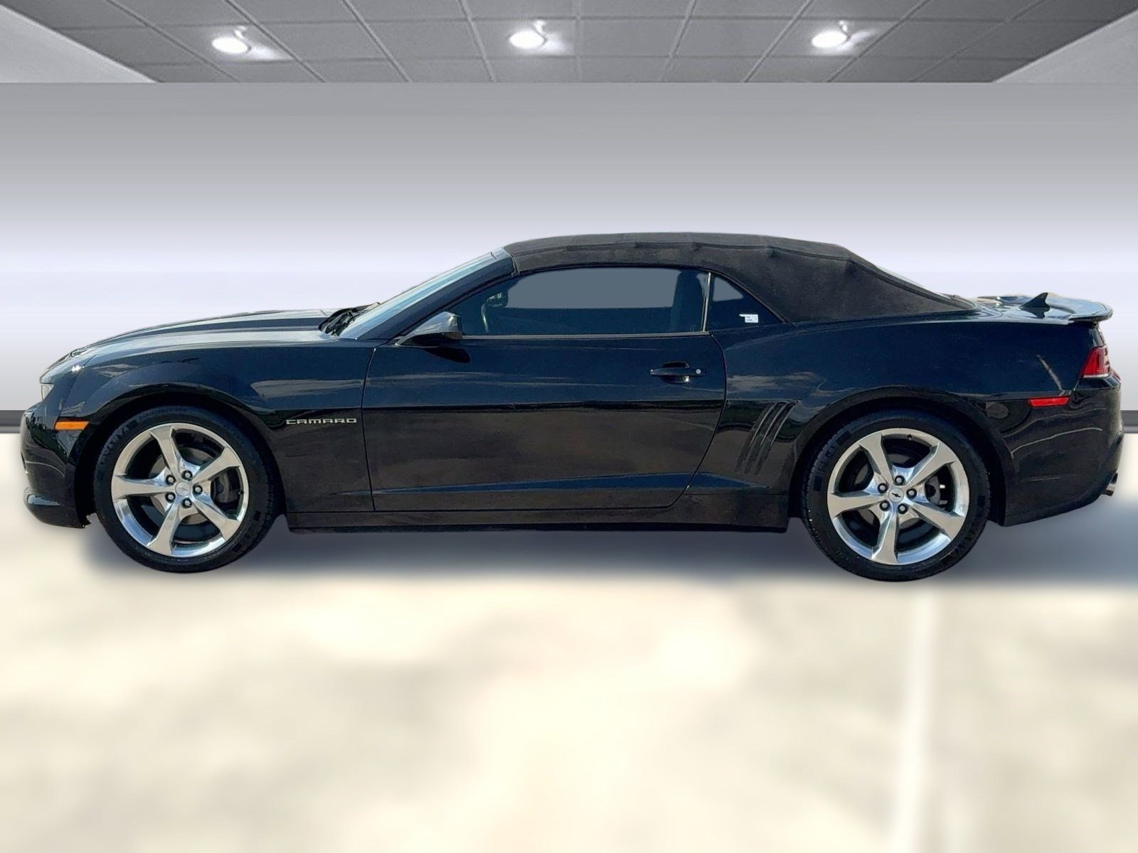 2015 Chevrolet Camaro 2LT photo 2