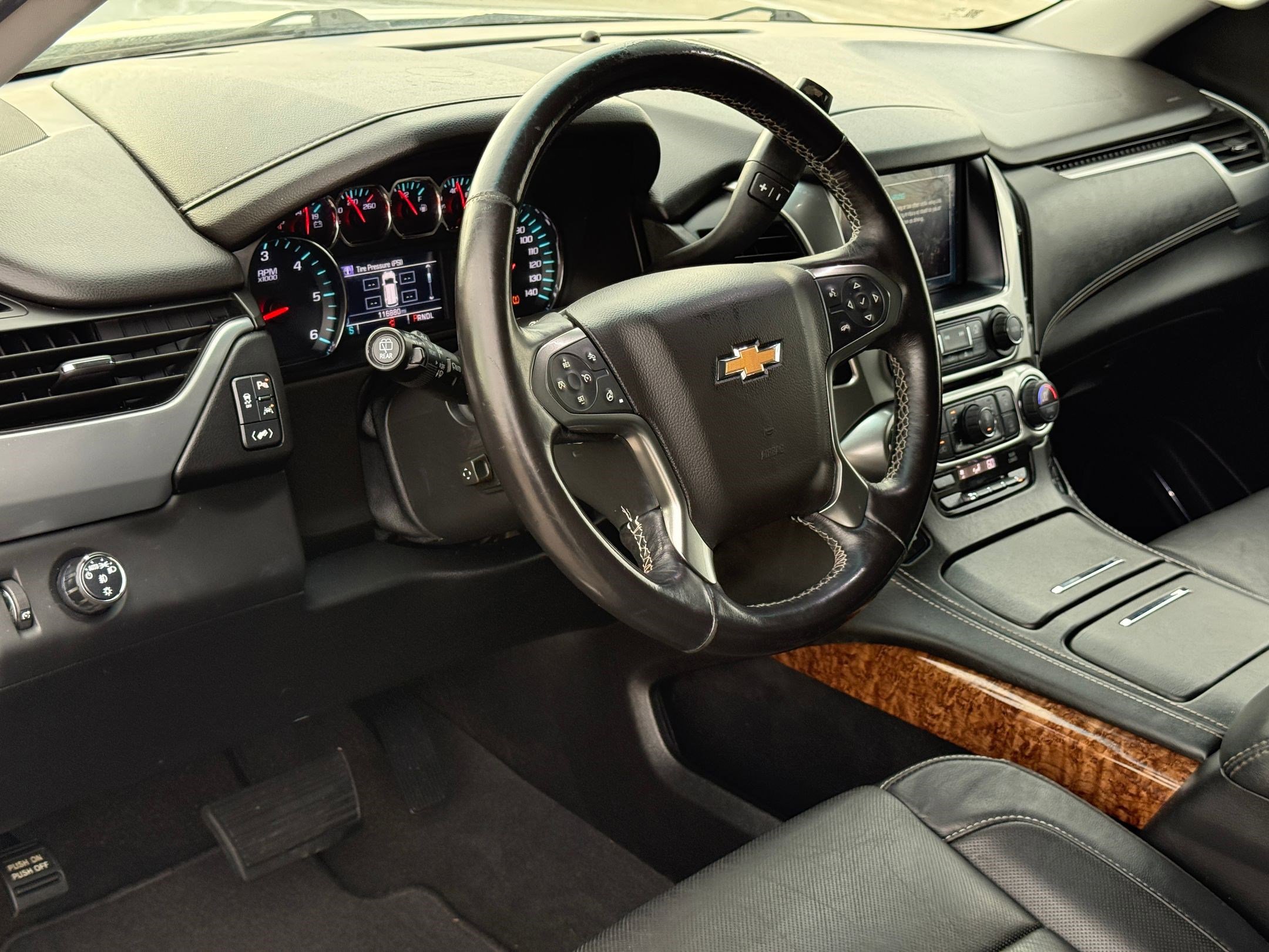 2019 Chevrolet Tahoe Premier photo 4