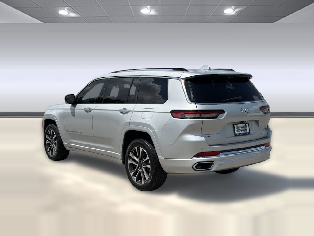 Certified 2022 Jeep New Grand Cherokee Overland SUV