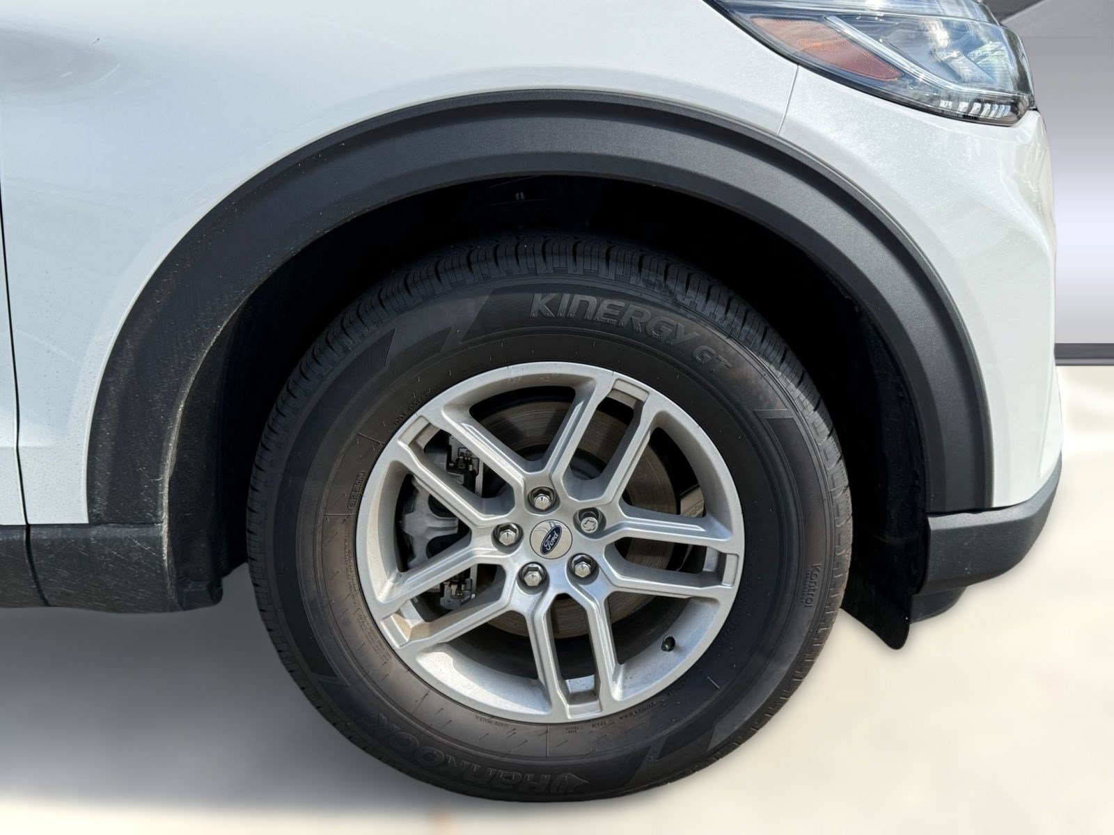 2026 Ford Explorer Active - Photo 12
