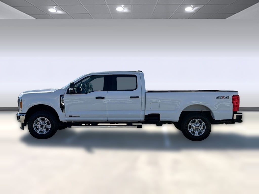 Certified 2025 Ford F-250 XL Truck Crew Cab