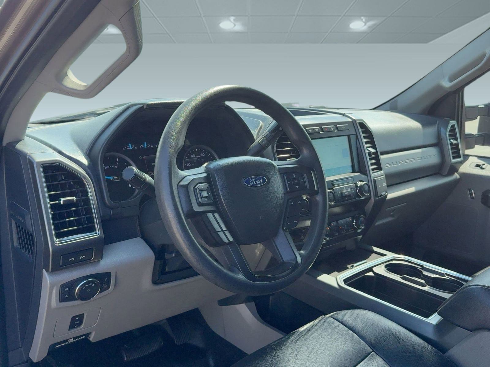 2022 Ford F-250 XLT photo 3
