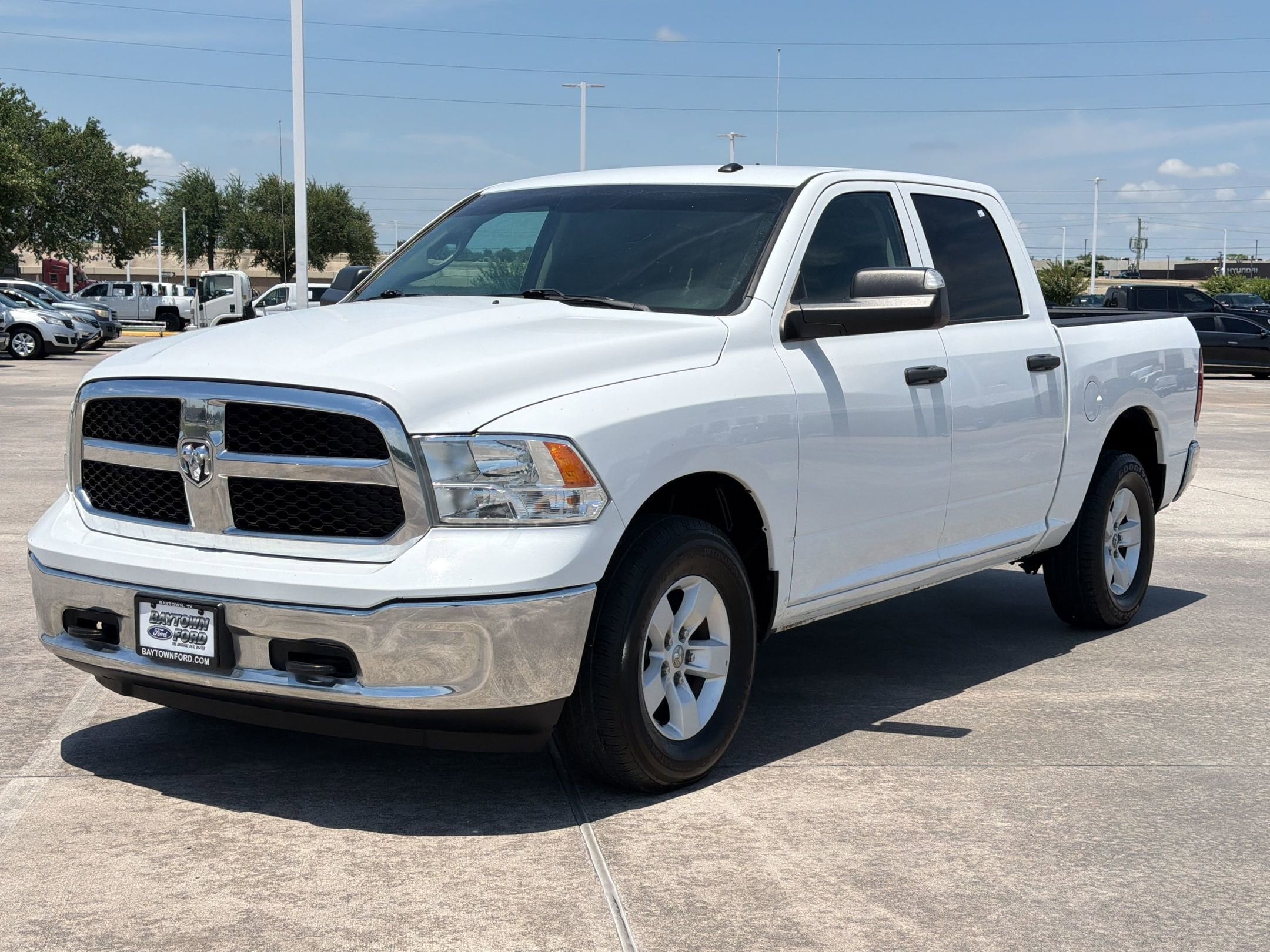 2021 RAM 1500 Classic Tradesman 4x4 Crew Cab 5'7's photo