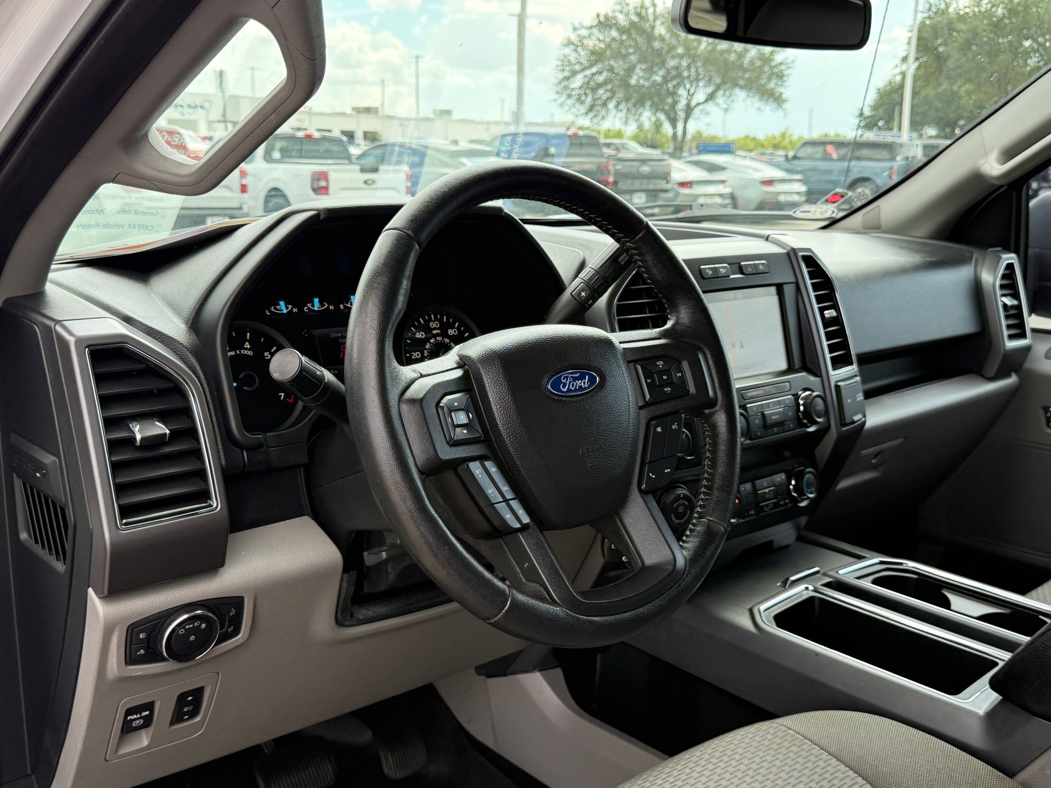 2019 Ford F-150 XLT photo 4