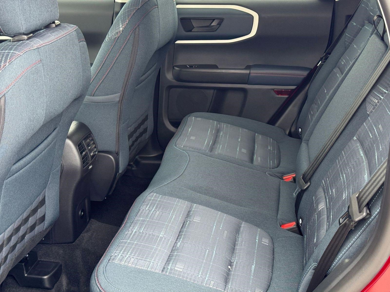 2025 Ford Bronco Sport Heritage - Photo 11