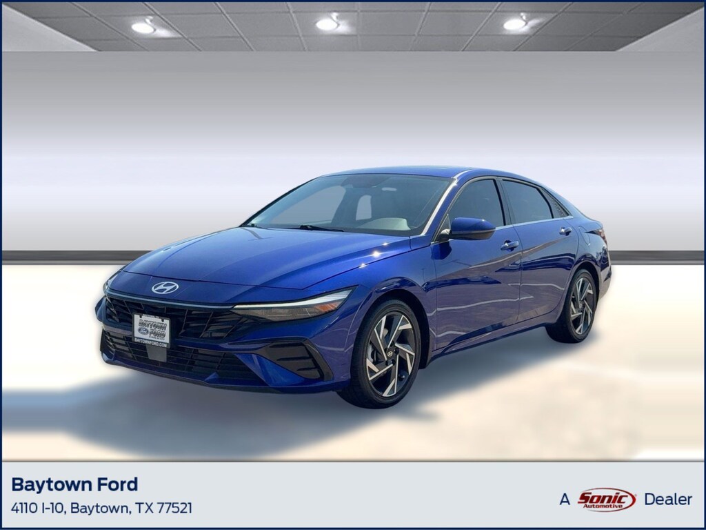 Used 2025 Hyundai Elantra Limited Sedan