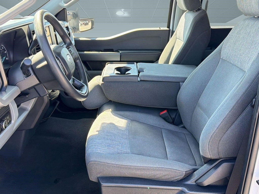 Certified 2025 Ford F-250 XL Truck Crew Cab