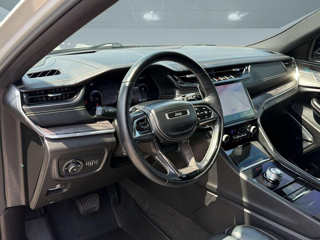 Certified 2022 Jeep New Grand Cherokee Overland SUV