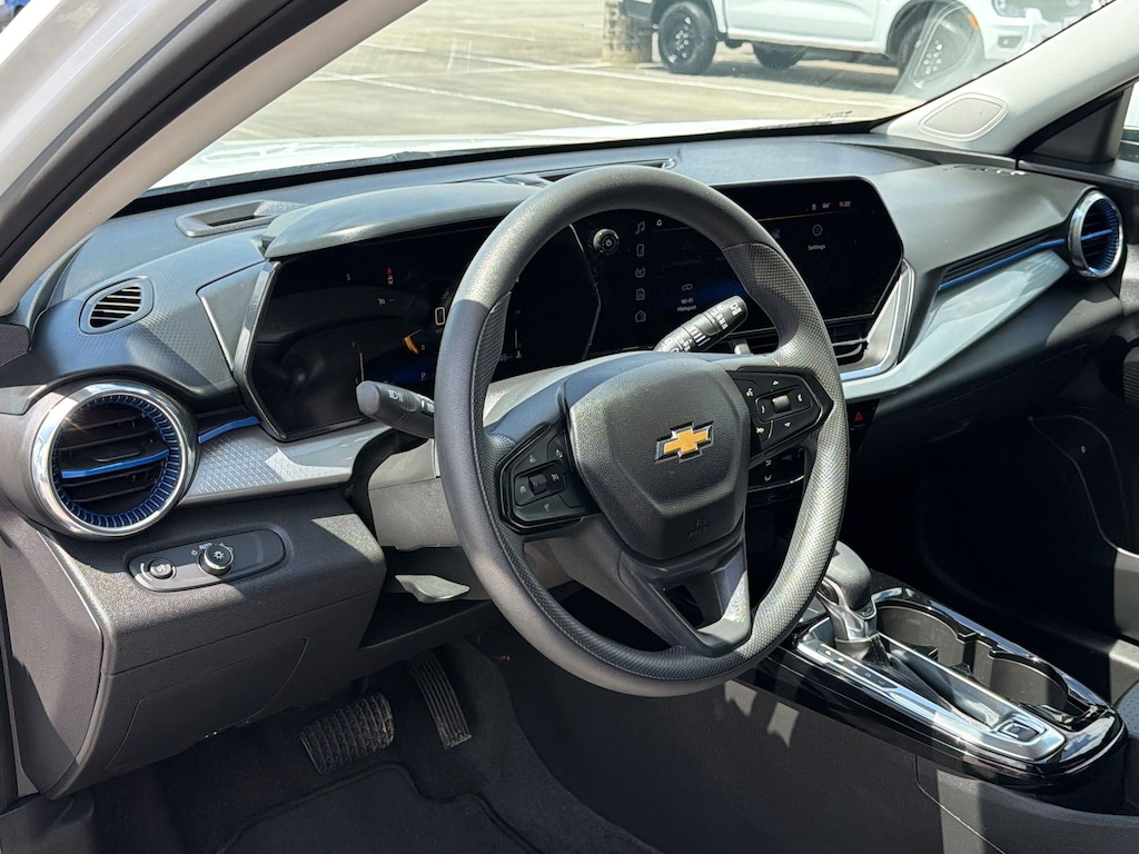 Certified 2025 Chevrolet Trax LT SUV
