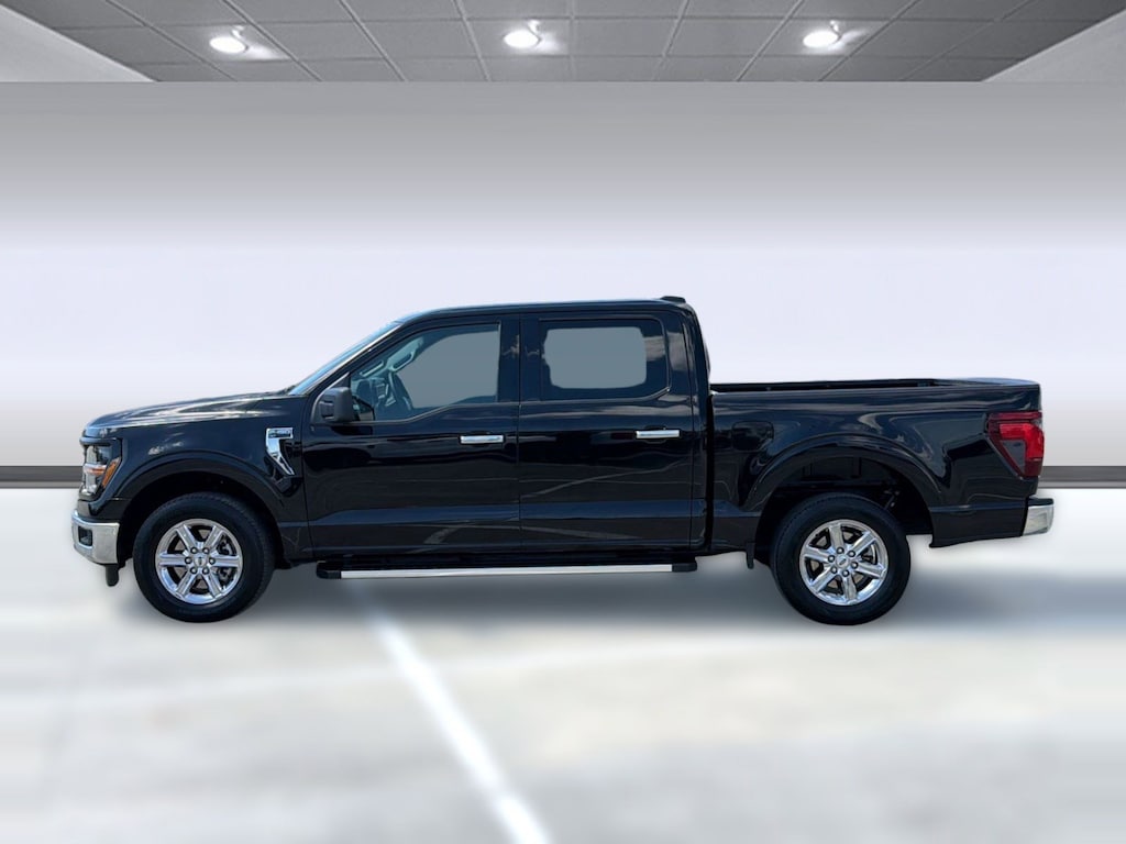 Used 2025 Ford F-150 XLT Truck SuperCrew Cab