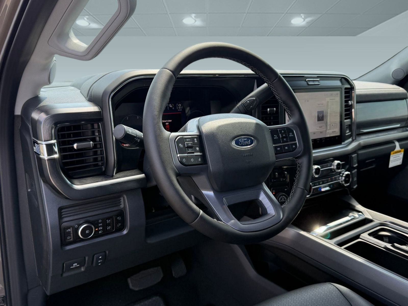 2026 Ford F-250 Lariat photo 4
