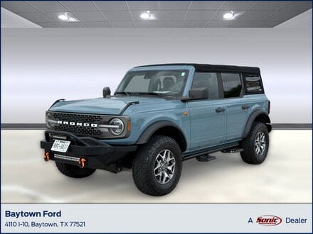 2022 Ford Bronco Badlands SUV