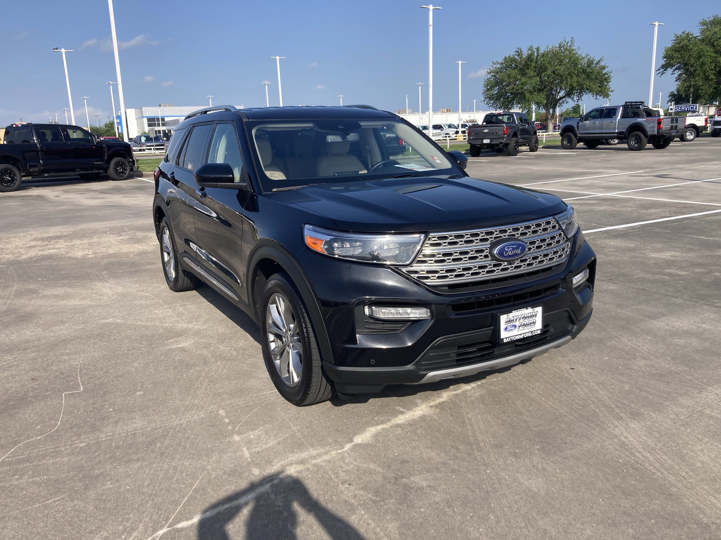 Used 2023 Ford Explorer Limited with VIN 1FMSK8FH8PGB40776 for sale in Baytown, TX