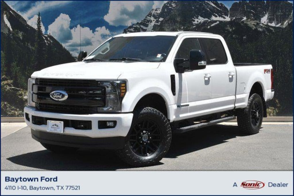 Used 2019 Ford F-250 LARIAT Truck Crew Cab