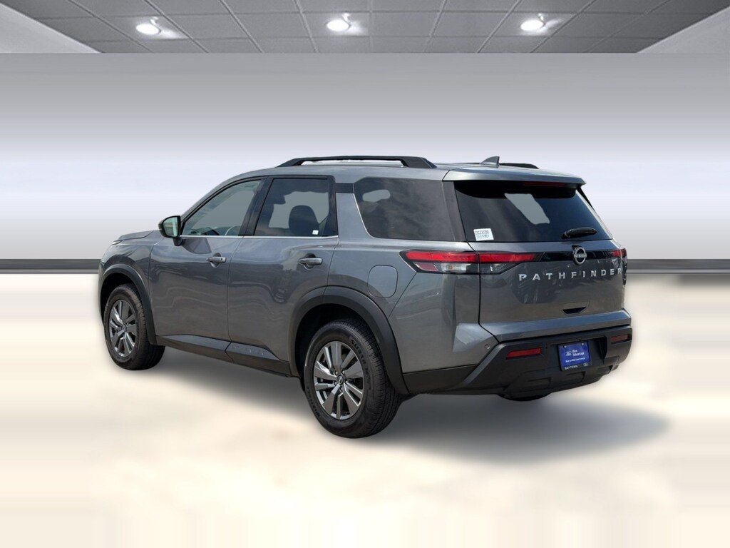 Used 2025 Nissan Pathfinder SV SUV