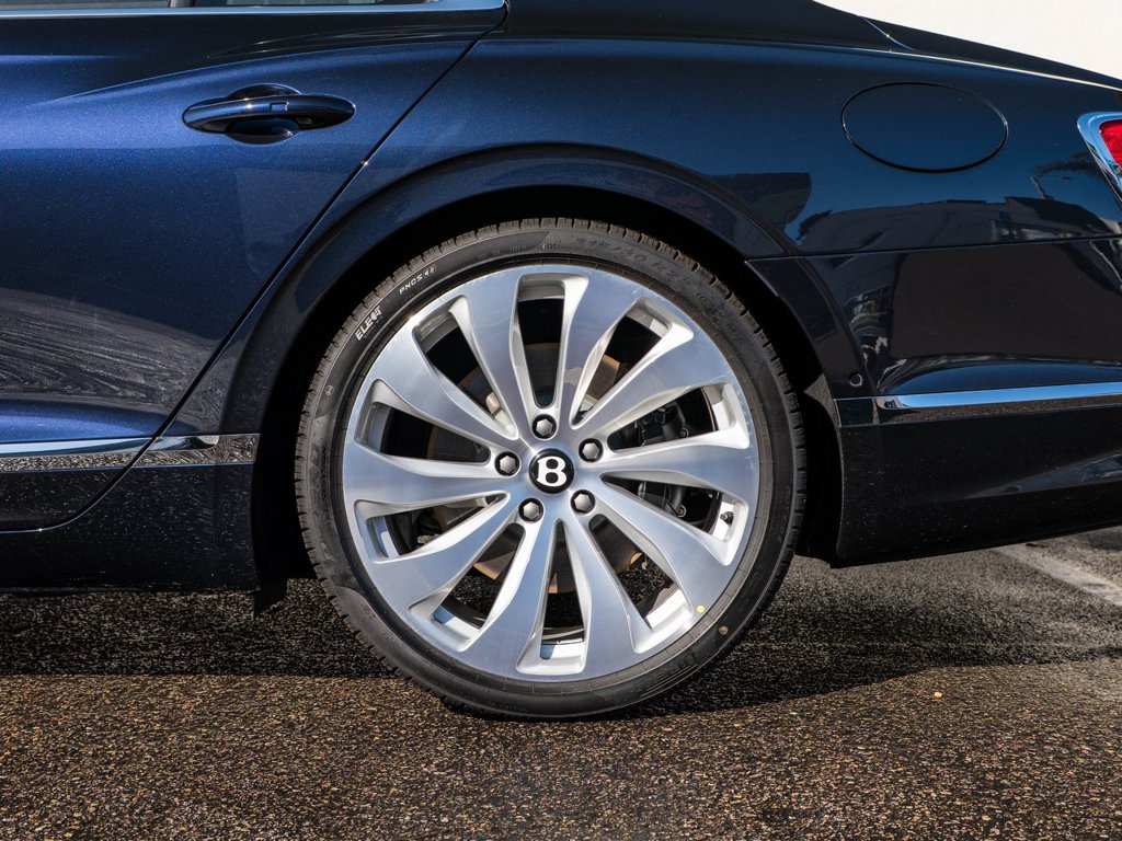 2026 Bentley Flying Spur - Photo 12