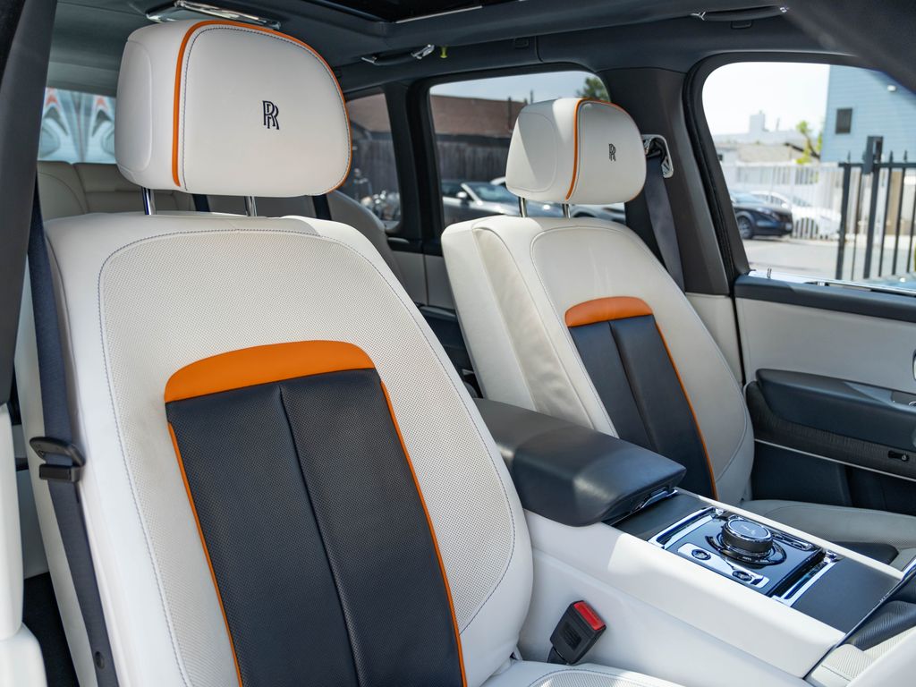 2019 Rolls-Royce Cullinan Base - Photo 36