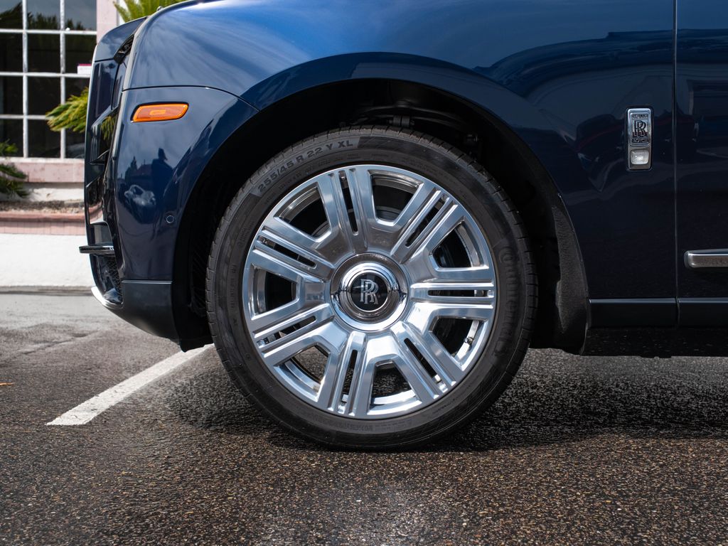 2019 Rolls-Royce Cullinan Base - Photo 11