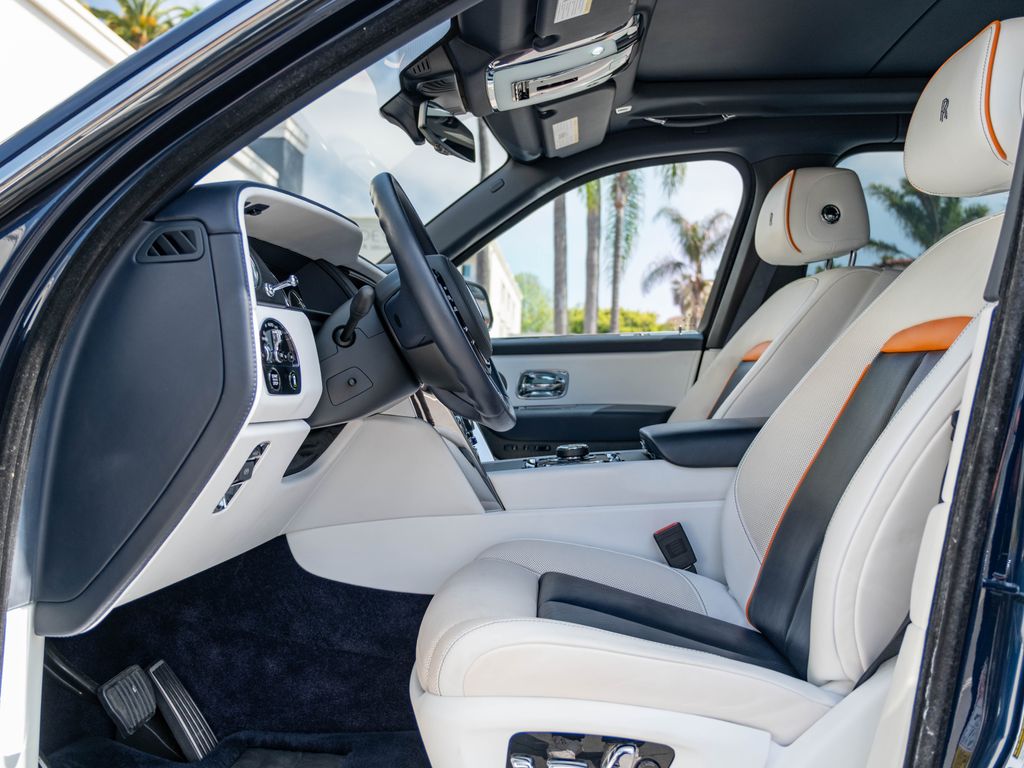 2019 Rolls-Royce Cullinan Base - Photo 25