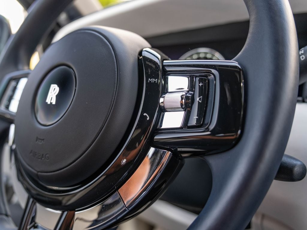 2019 Rolls-Royce Cullinan Base - Photo 21