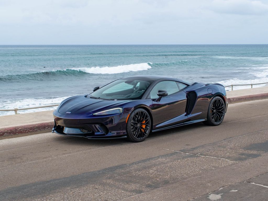 2023 McLaren GT Coupe 