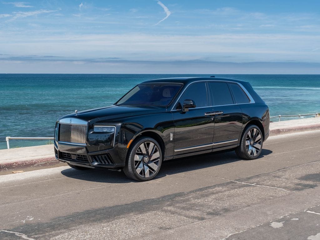 2025 Rolls-Royce Cullinan -'s photo