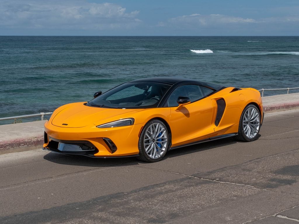 2026 McLaren GTS -'s photo