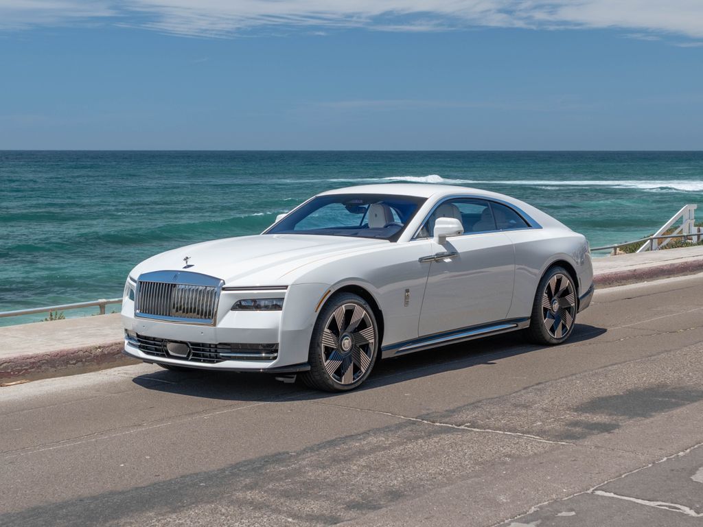 2025 Rolls-Royce Spectre Coupe 