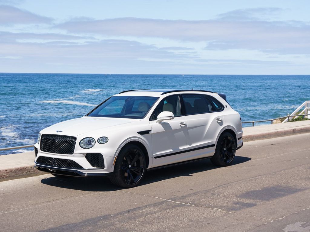 2025 Bentley Bentayga EWB SUV 