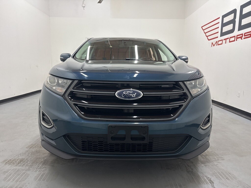 2016 Ford Edge Sport photo 2