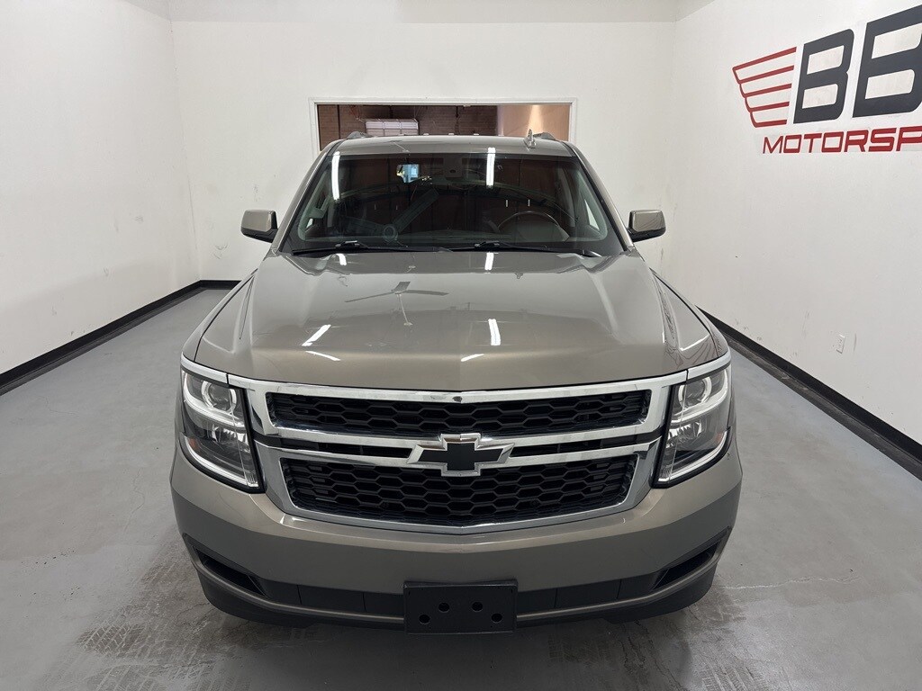 2017 Chevrolet Tahoe LS photo 3