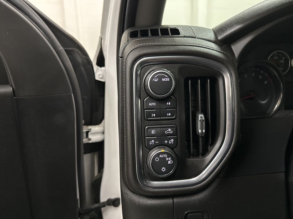 2020 Chevrolet Silverado 1500 RST - Photo 30