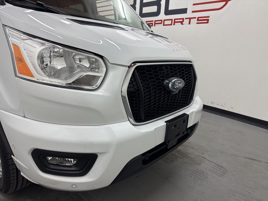 2021 Ford Transit Passenger Van XLT - Photo 2