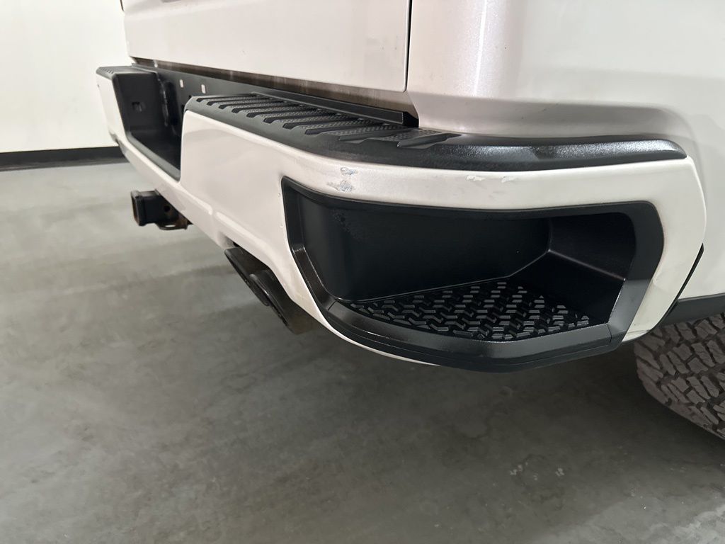 2020 Chevrolet Silverado 1500 RST - Photo 10