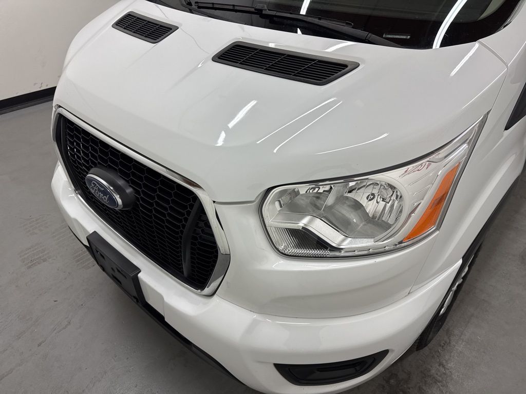 2021 Ford Transit Passenger Van XLT - Photo 24