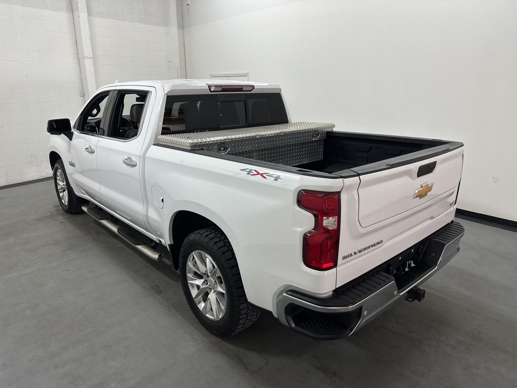 2021 Chevrolet Silverado 1500 LTZ - Photo 18