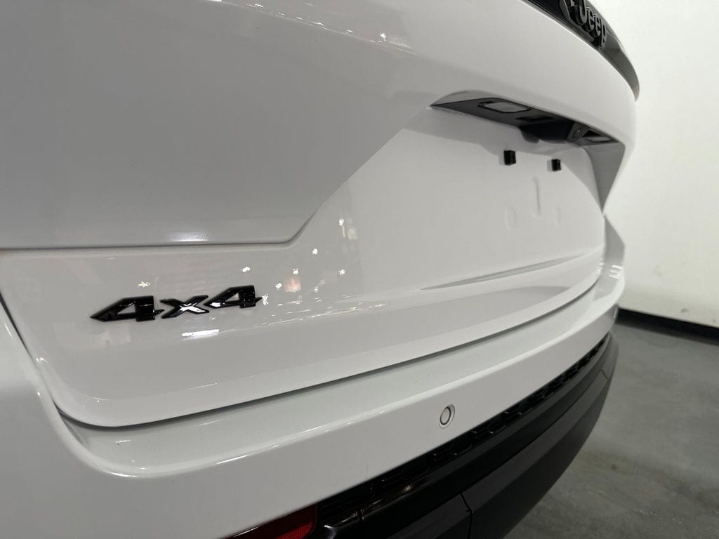 2024 Jeep Grand Cherokee Altitude - Photo 10