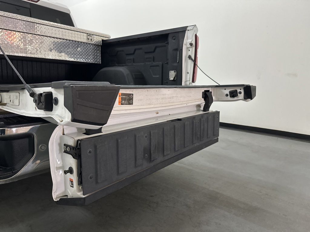 2021 Chevrolet Silverado 1500 LTZ - Photo 17