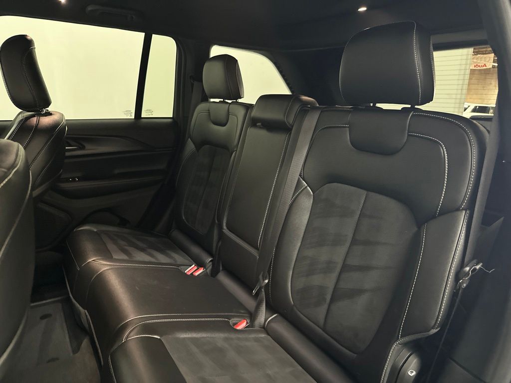 2024 Jeep Grand Cherokee Altitude - Photo 47