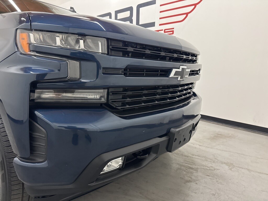 2020 Chevrolet Silverado 1500 RST photo 2