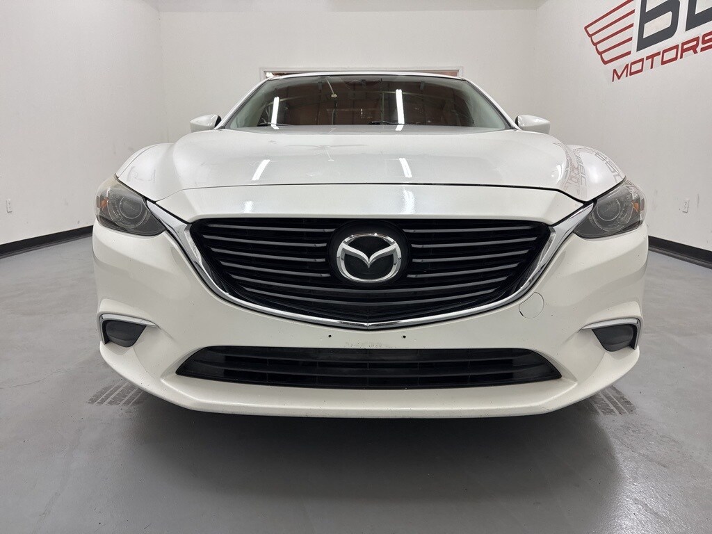 2017 Mazda Mazda6 Touring photo 4