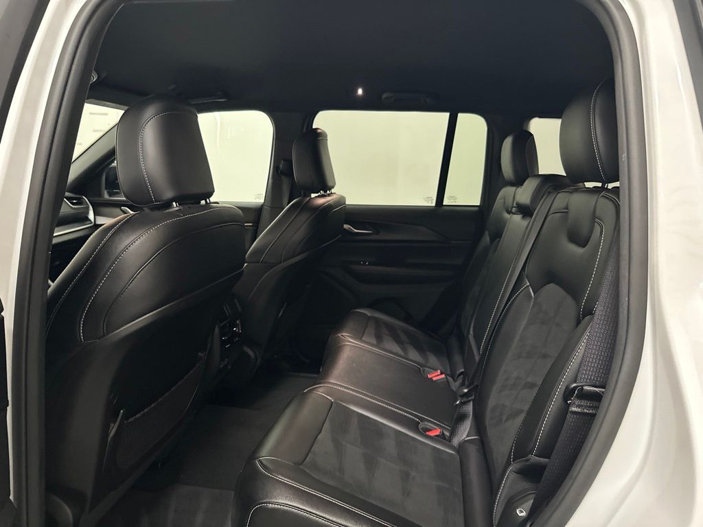 2024 Jeep Grand Cherokee Altitude - Photo 48