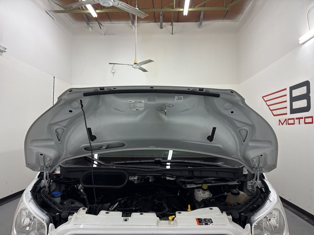 2021 Ford Transit Passenger Van XLT - Photo 5