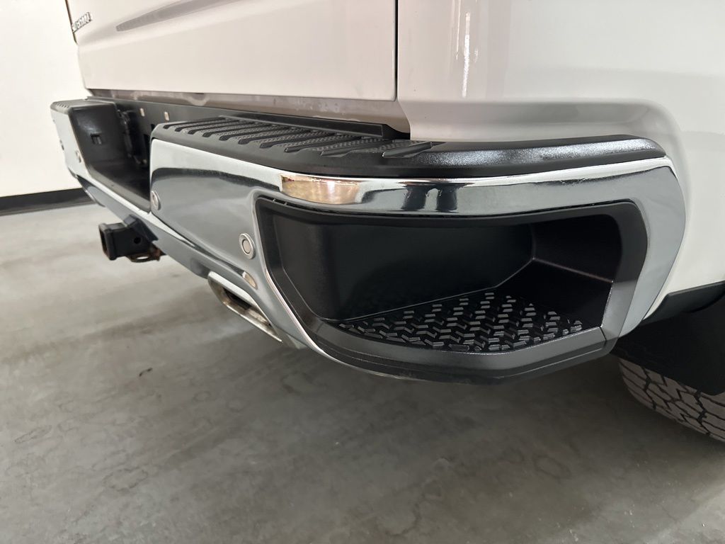 2021 Chevrolet Silverado 1500 LTZ - Photo 10