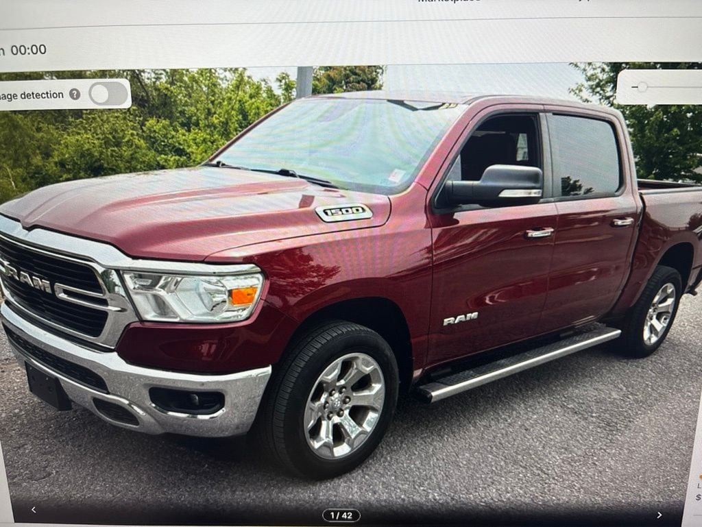 2019 RAM 1500 Big Horn/Lone Star 4x4 Crew Cab 5'7's photo
