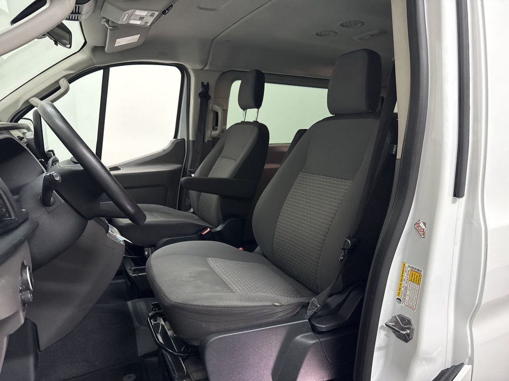 2021 Ford Transit Passenger Van XLT - Photo 27
