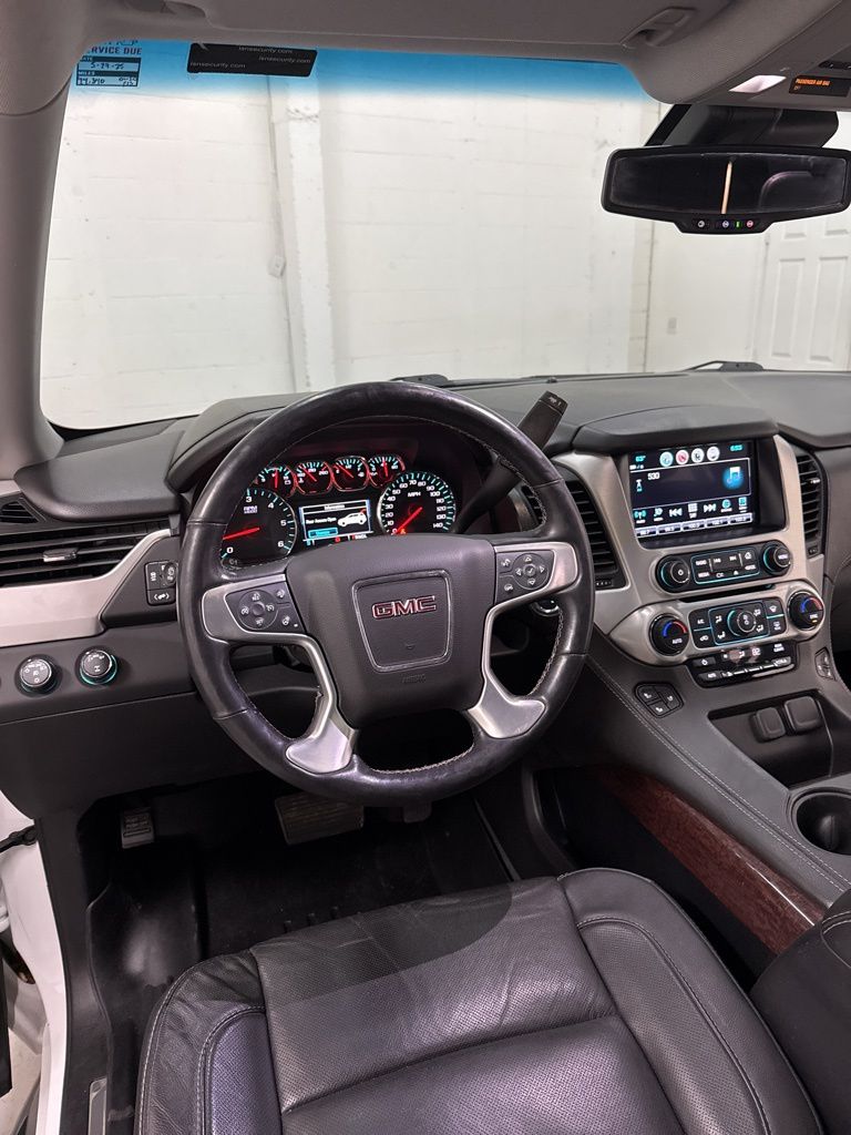 2020 GMC Yukon SLT - Photo 16
