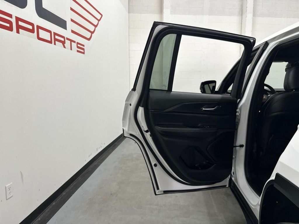 2024 Jeep Grand Cherokee Altitude - Photo 51